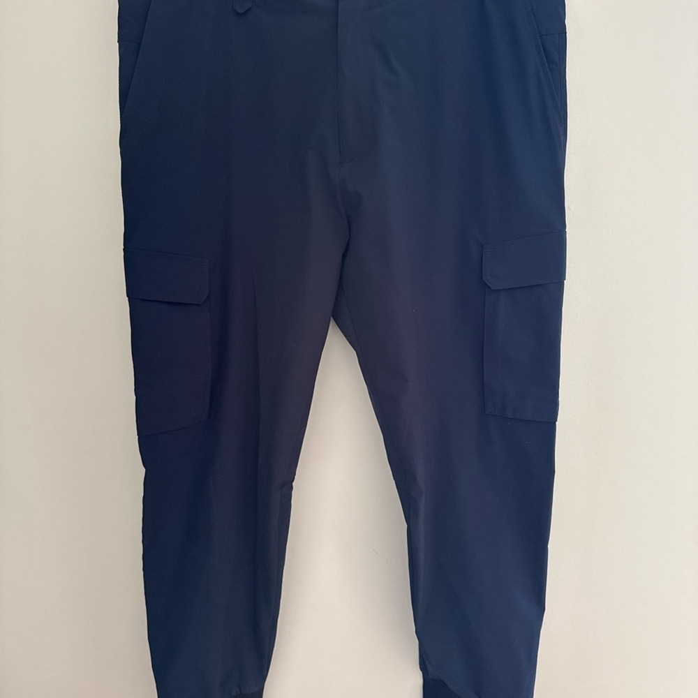 BOSS Men's Navy Cargo Pants size 36x29 sporty - Picture 3 of 7